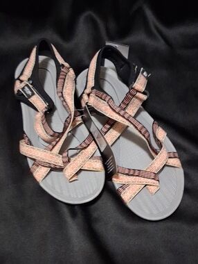 Muk Luks Sport Hiking Sandals - 10 - Coral Black Gray